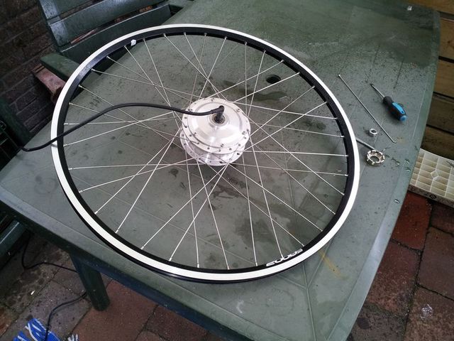 crossmotor accu